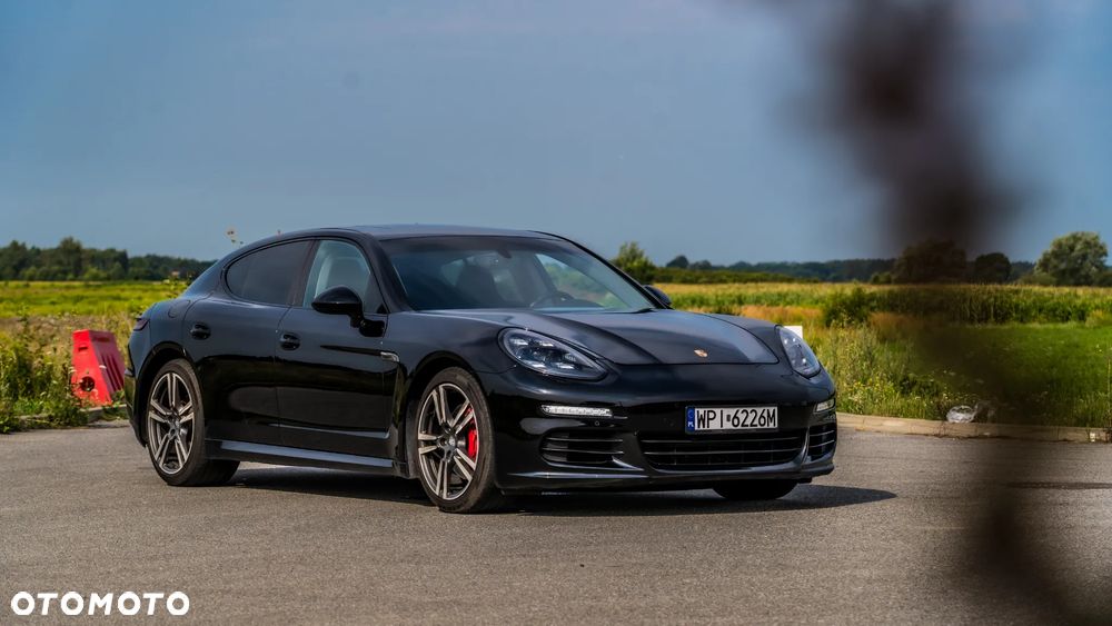 Porsche Panamera PDK - 5