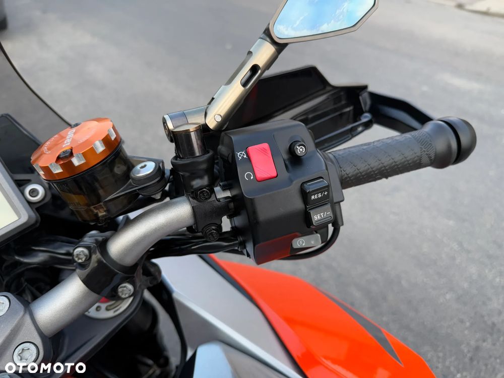 KTM Super Duke - 10