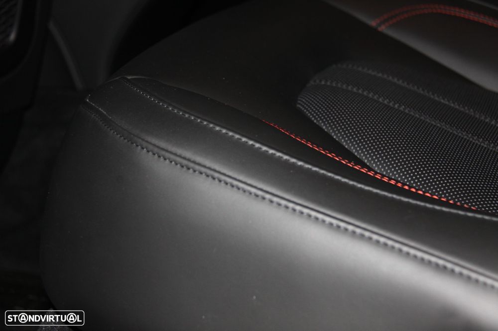 Maserati Ghibli - 34