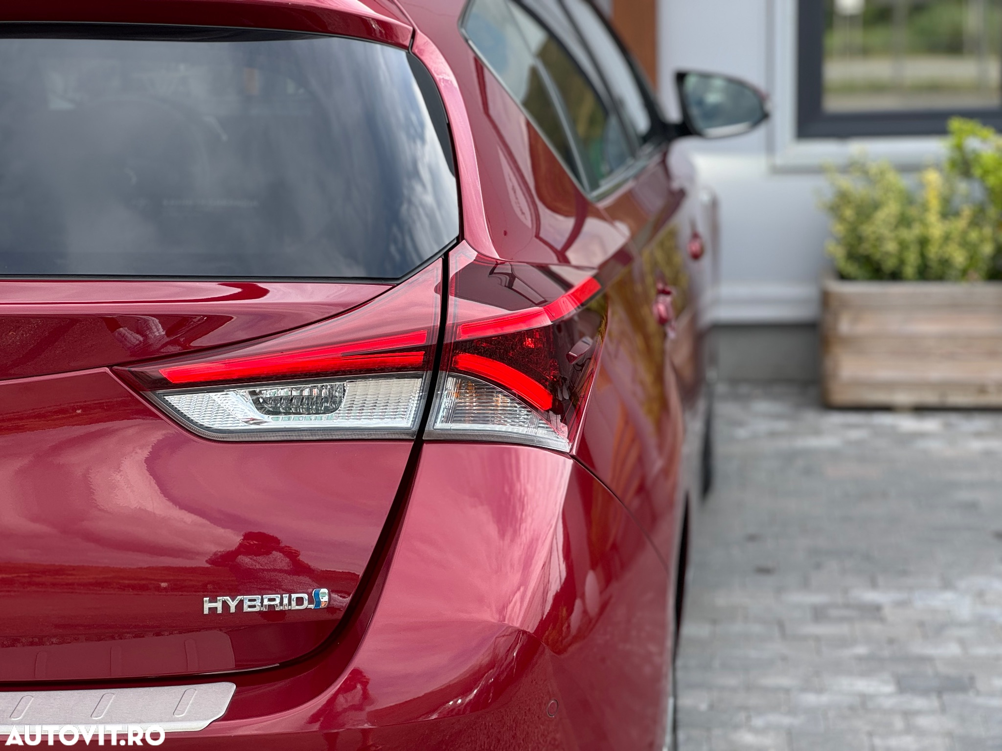 Toyota Auris 1.8 VVT-i Hybrid Automatik Design Edition - 36