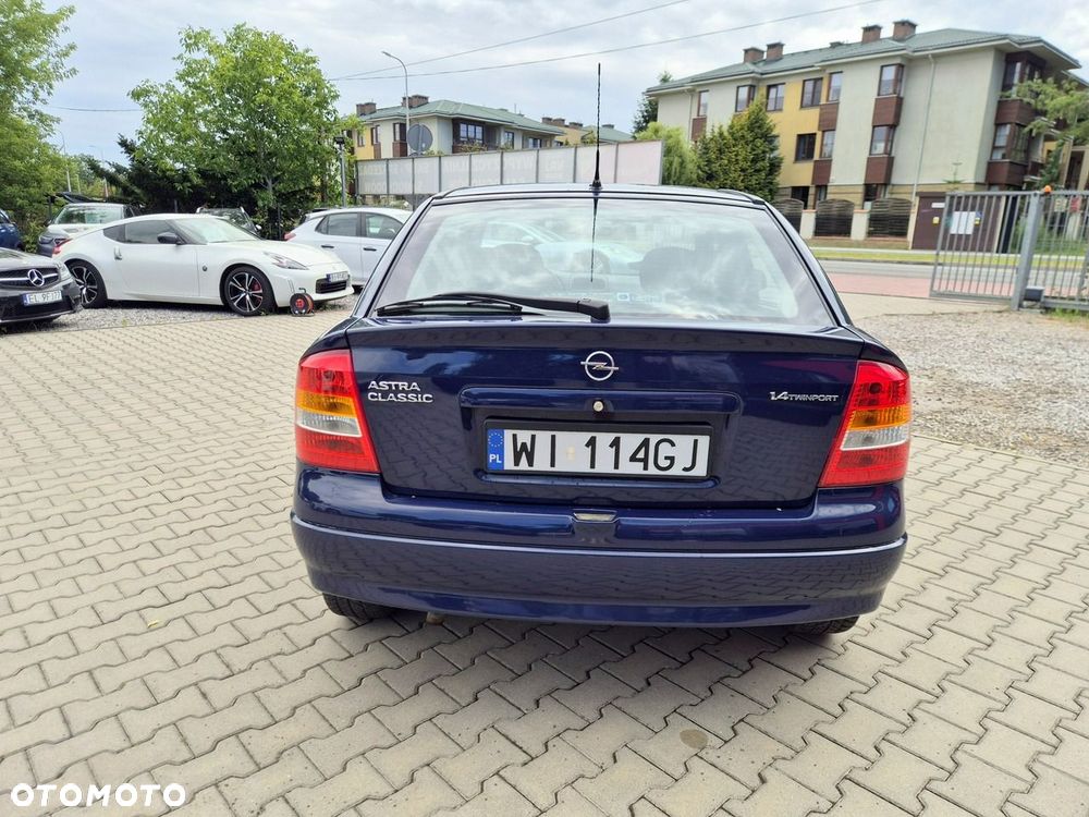 Opel Astra 1.4 Selection - 7