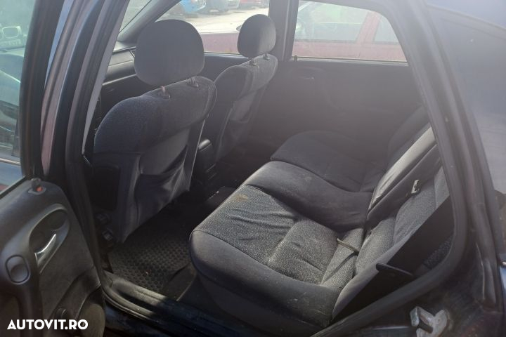 Amplificator audio Opel Vectra B [facelift] [1999 - 2002] Sedan 4-usi - 6