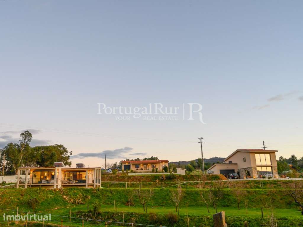 Agroturismo com 4 casas e espaços de lazer na Covilhã - Grande imagem: 4/60