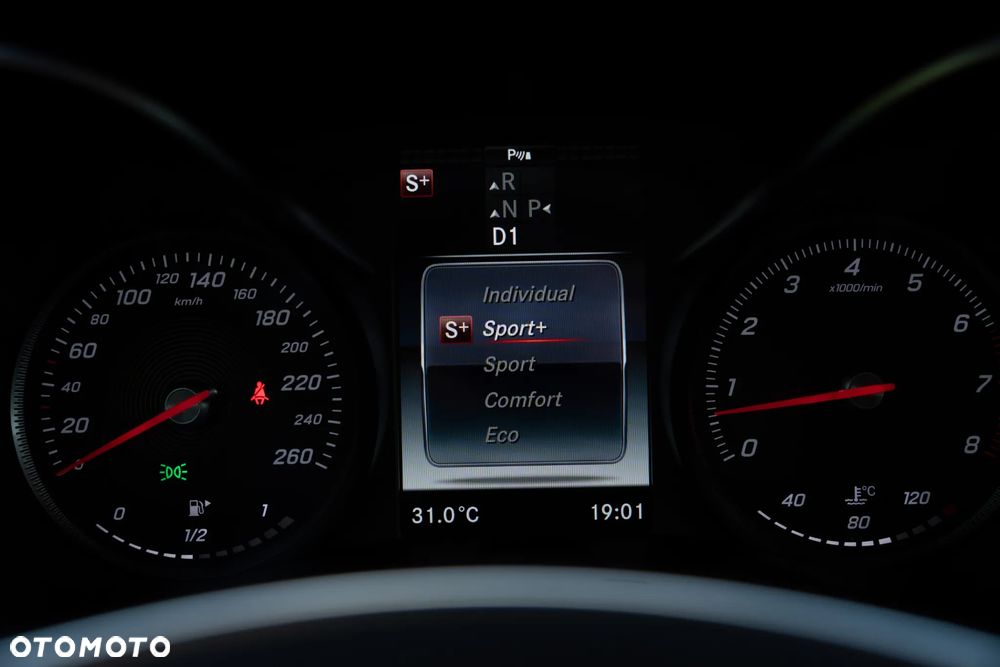Mercedes-Benz Klasa C 200 4-Matic 9G-TRONIC - 30