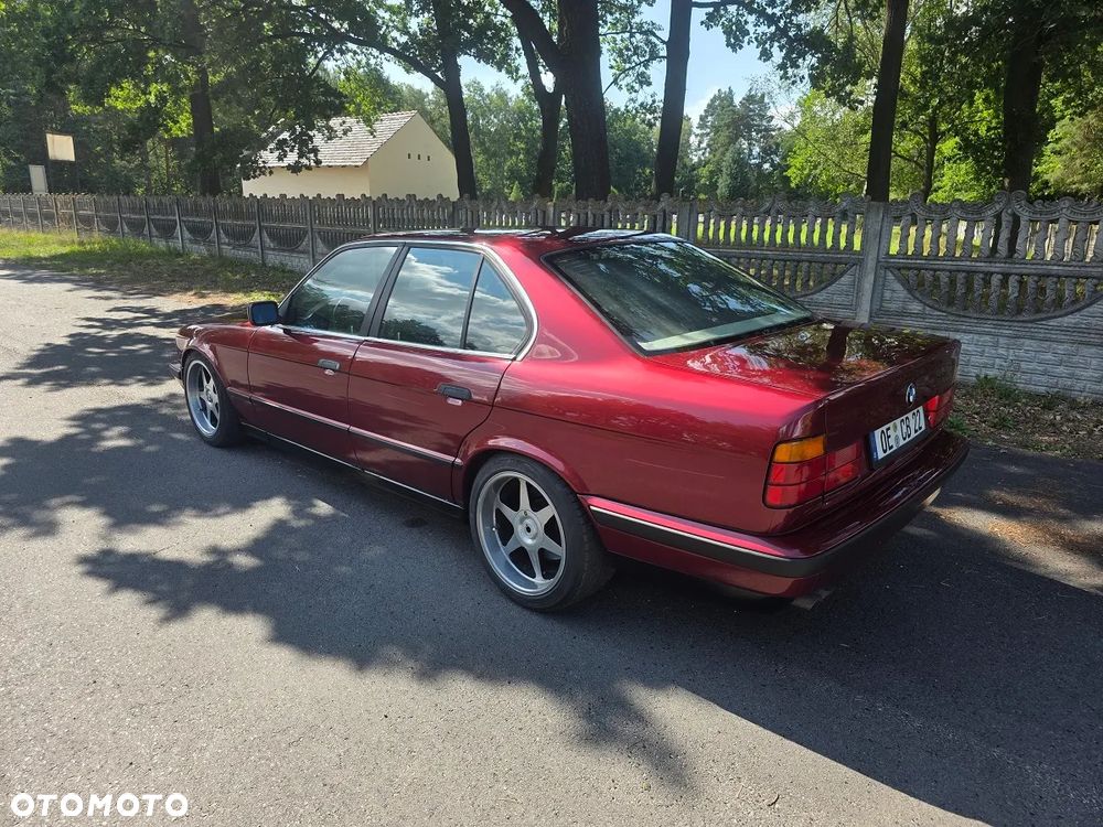 BMW Seria 5 540i - 7