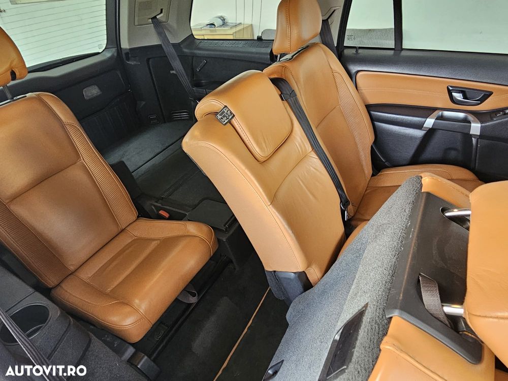 Volvo XC 90 - 7