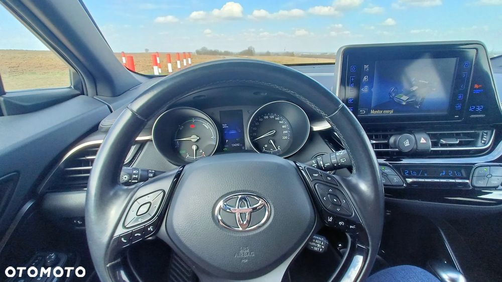 Toyota C-HR Style Selection - 13