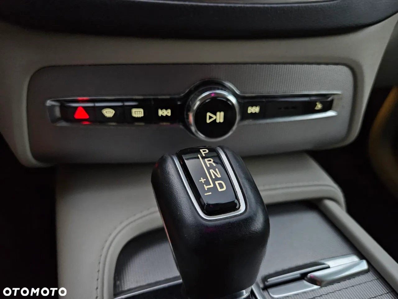 Volvo XC 90 D5 AWD Inscription - 17