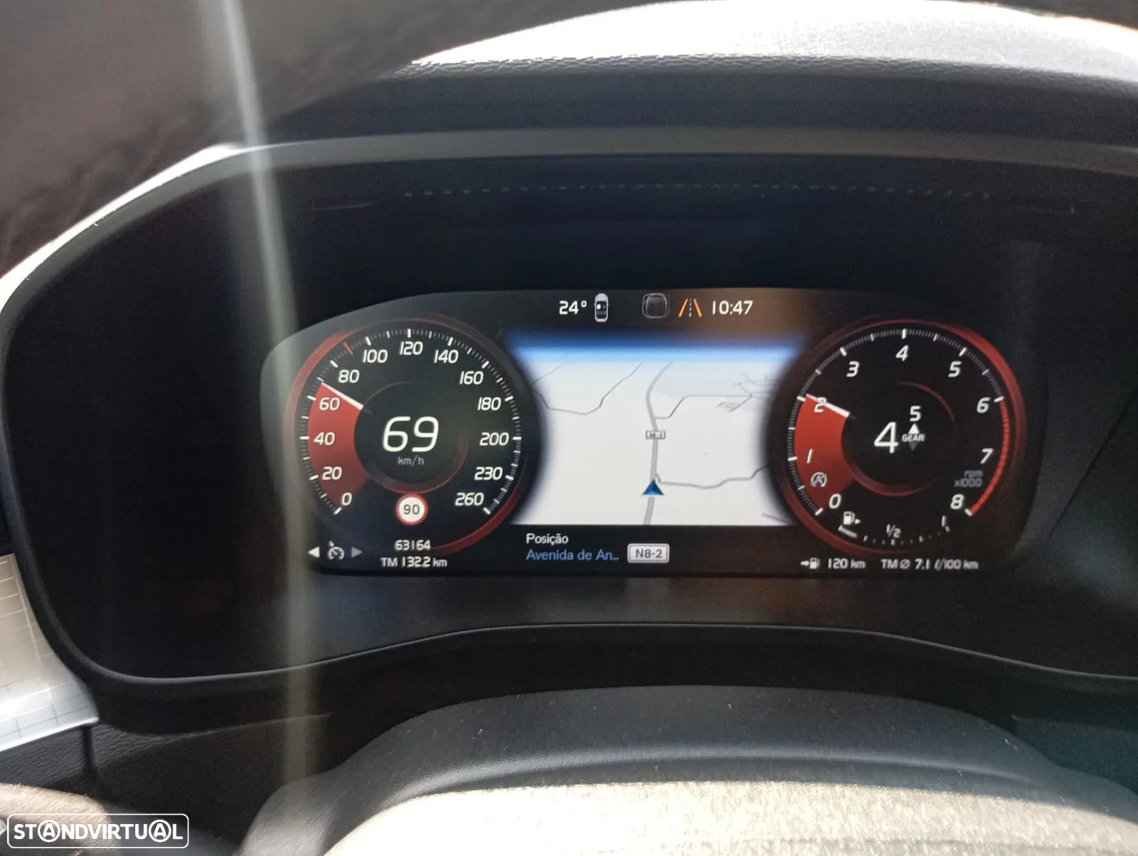 Volvo XC 40 1.5 T2 Momentum Plus - 11