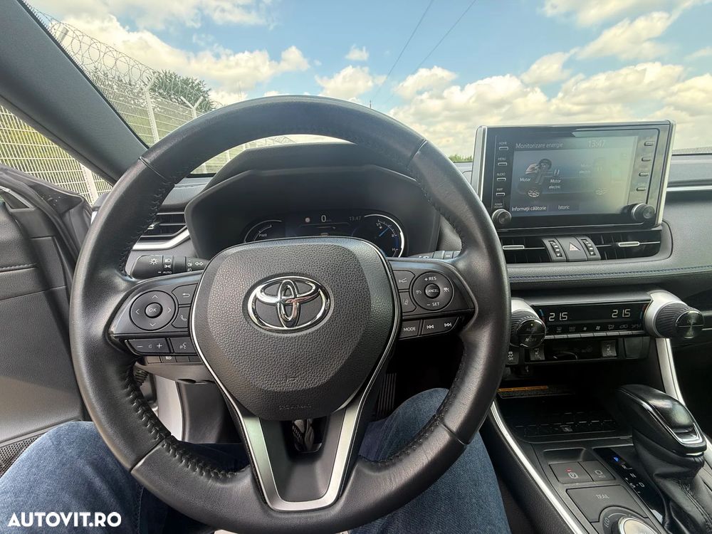 Toyota RAV4 - 7