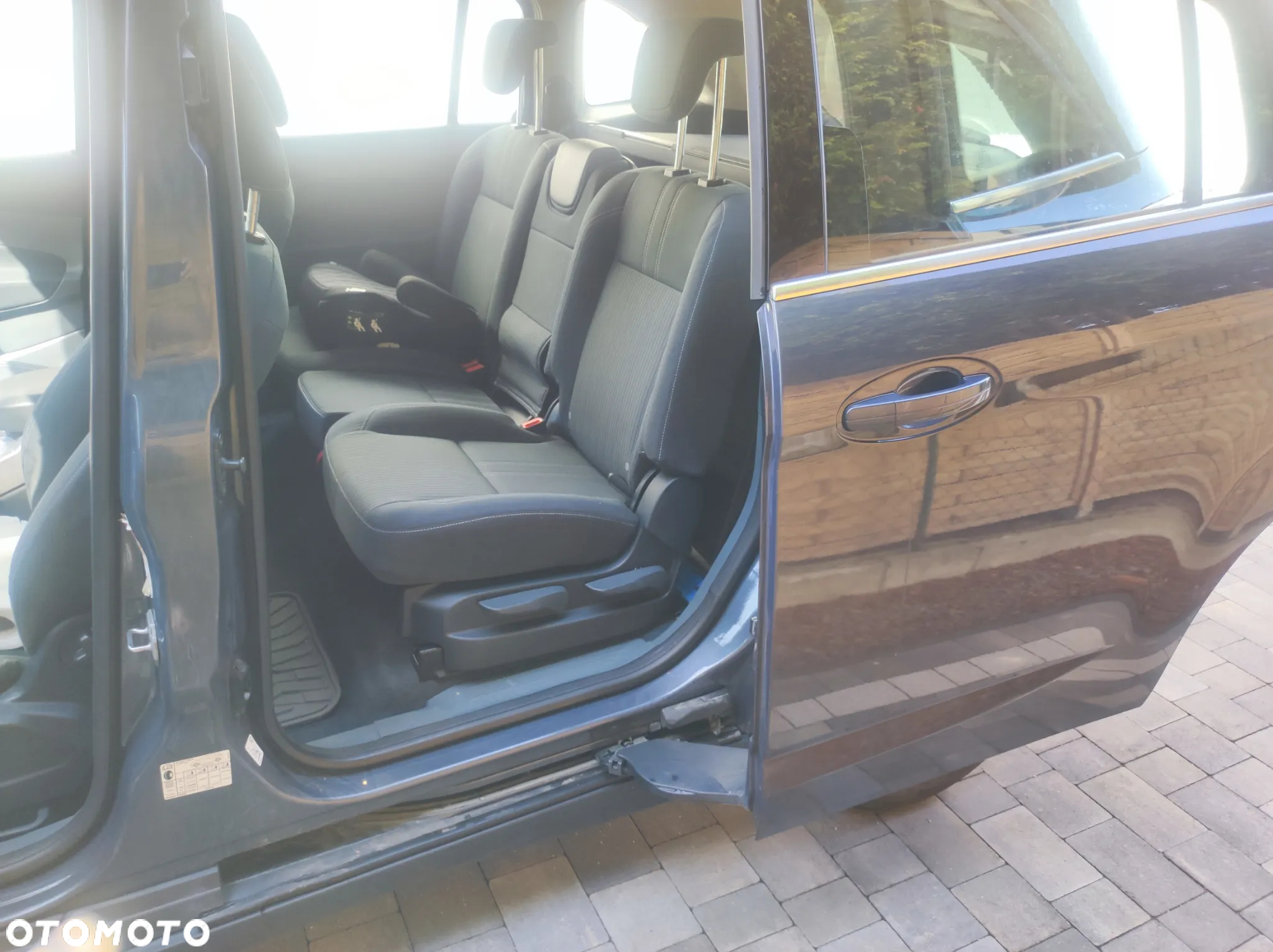 Ford Grand C-MAX - 14