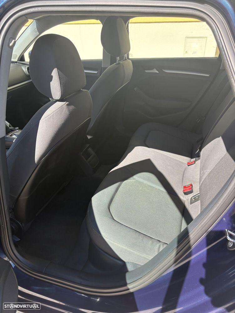 Audi A3 Sportback 1.6 TDI - 7