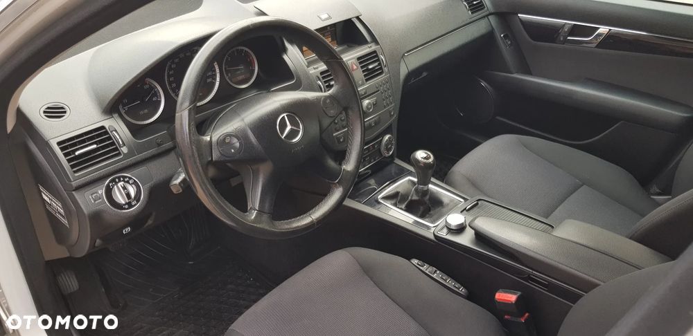 Mercedes-Benz Klasa C 200 CDI DPF Classic - 10
