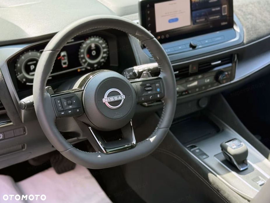 Nissan Qashqai - 11