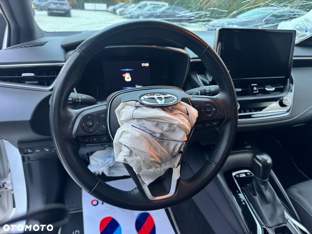 Toyota Corolla 1.8 Hybrid Comfort - 14