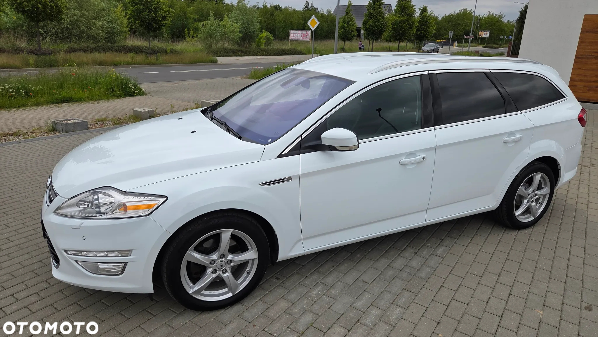 Ford Mondeo 2.0 TDCi Titanium - 4