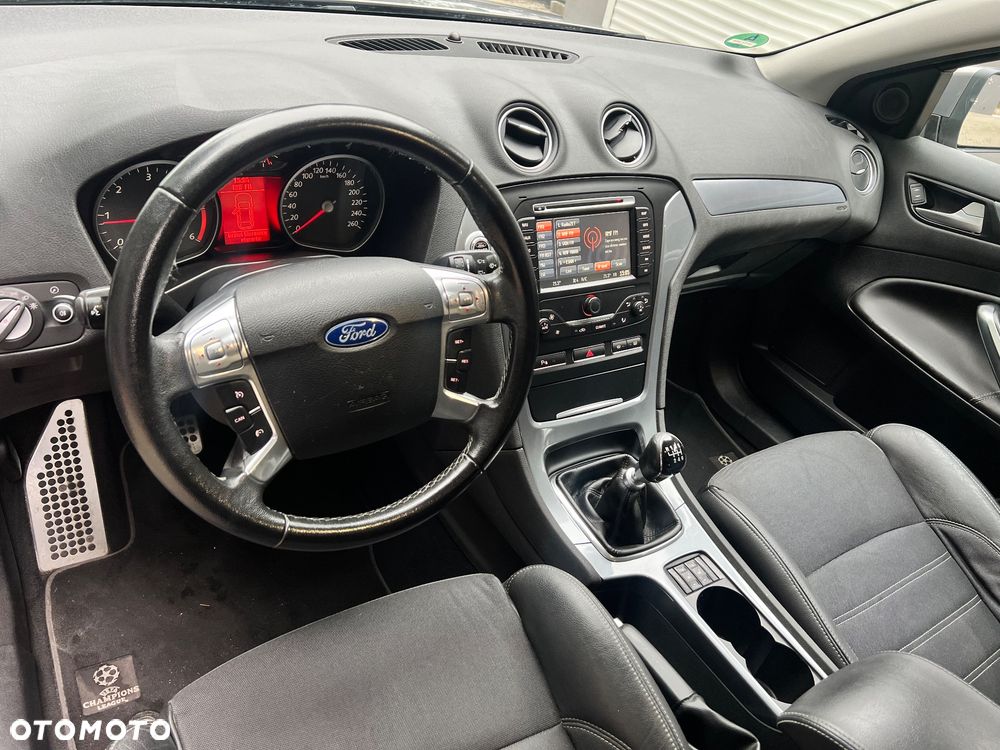 Ford Mondeo 2.0 TDCi Champions Edition - 26