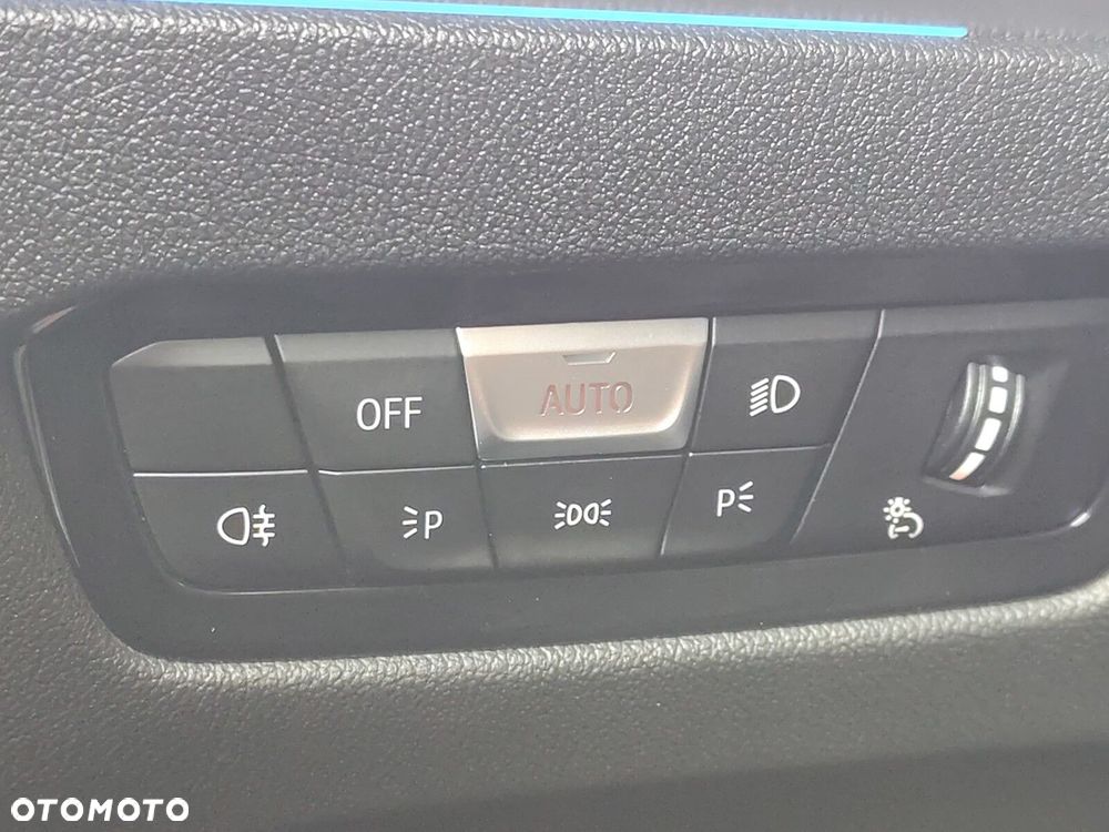 BMW Seria 3 - 23