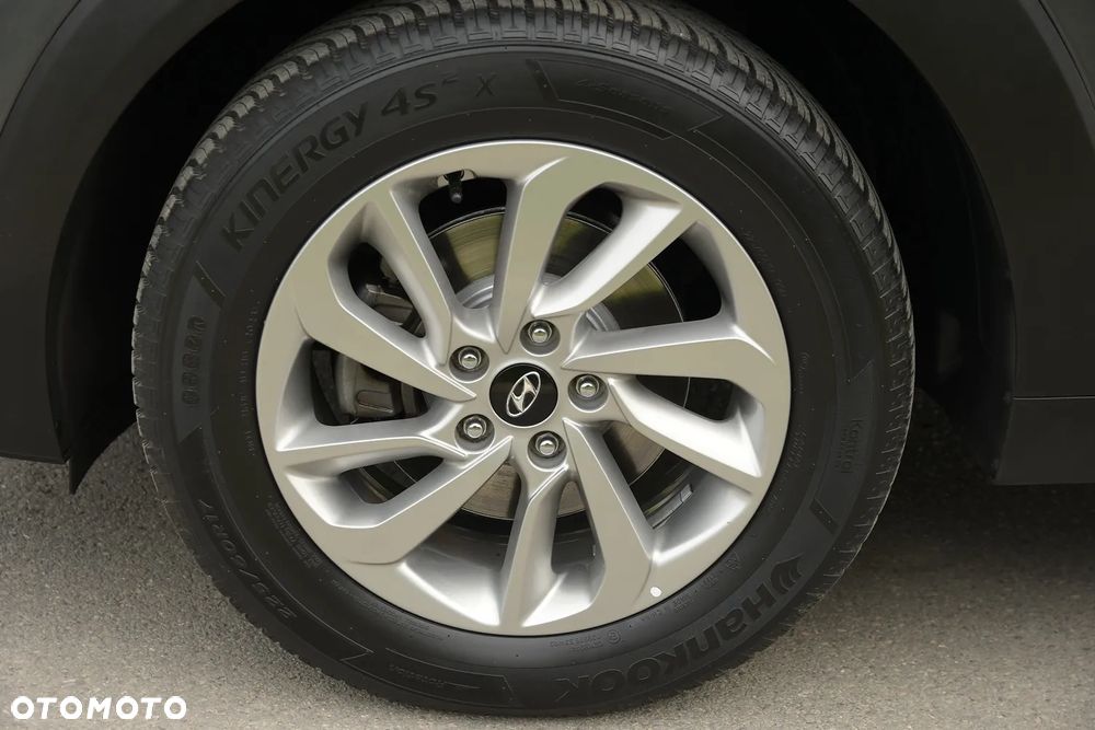 Hyundai Tucson blue 1.7 CRDi 2WD DCT Premium - 21