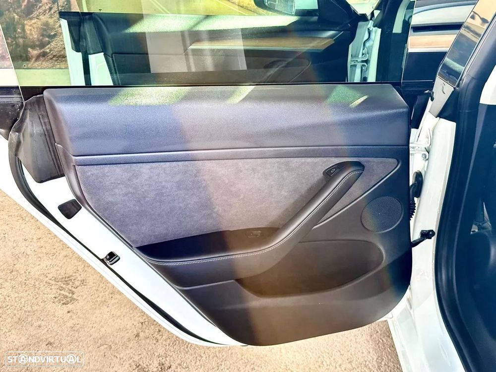 Tesla Model 3 Performance Dual Motor AWD - 15