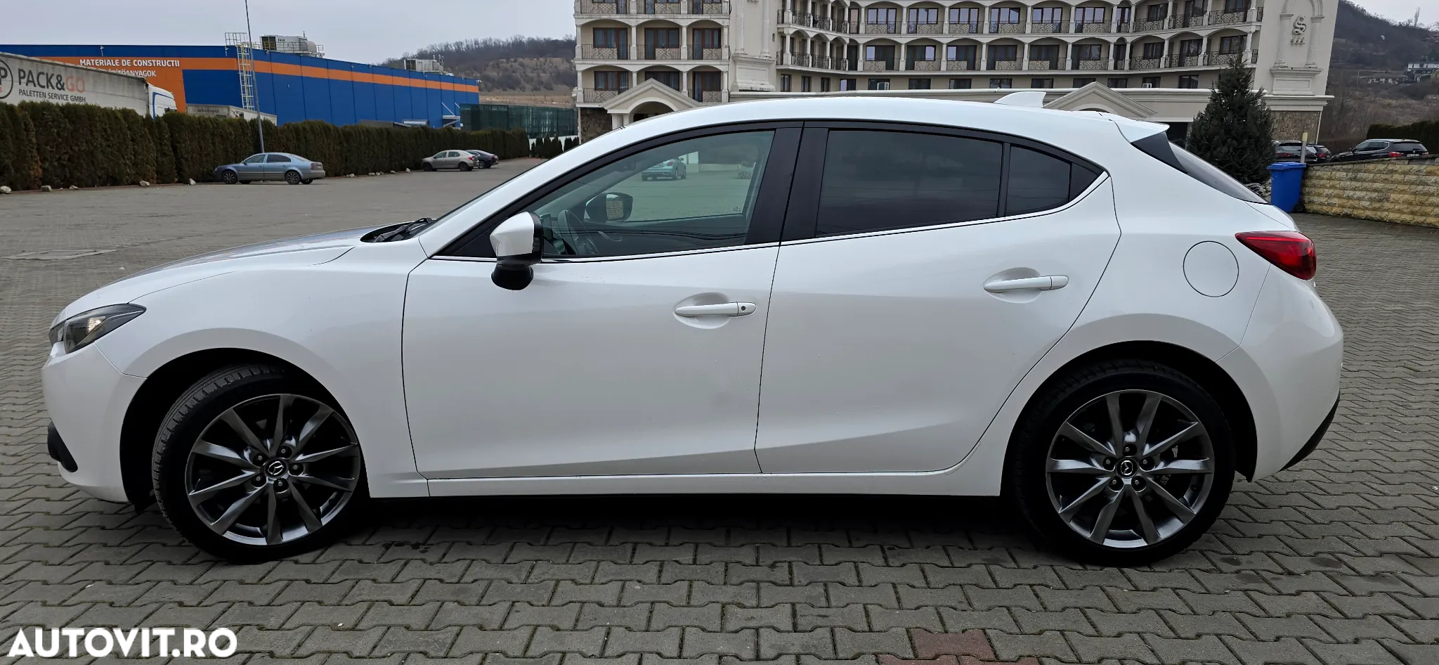 Mazda 3 G120 Attraction - 2