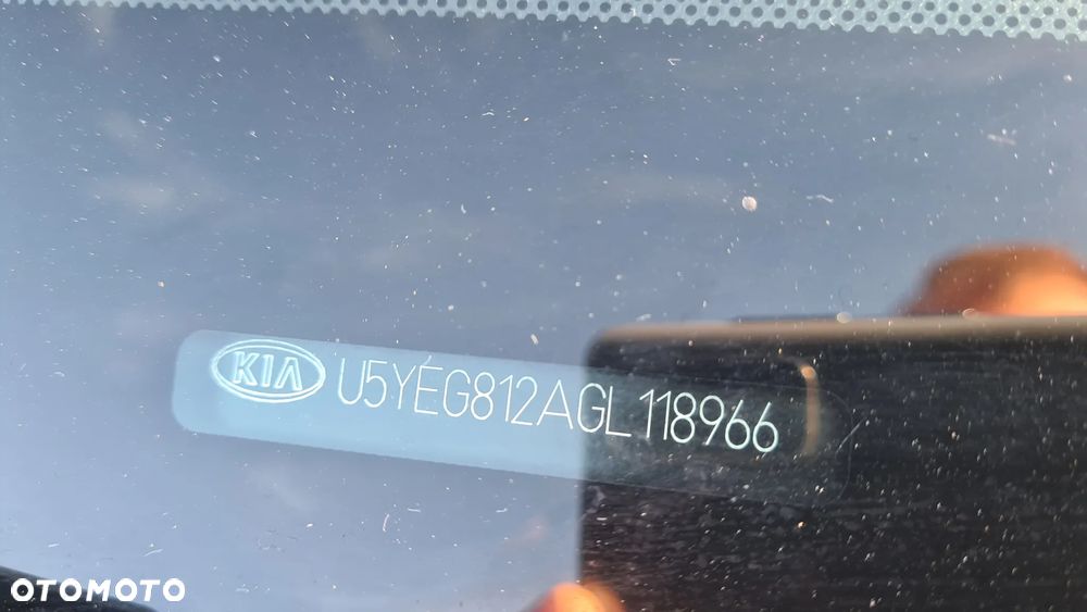 Kia Venga - 32