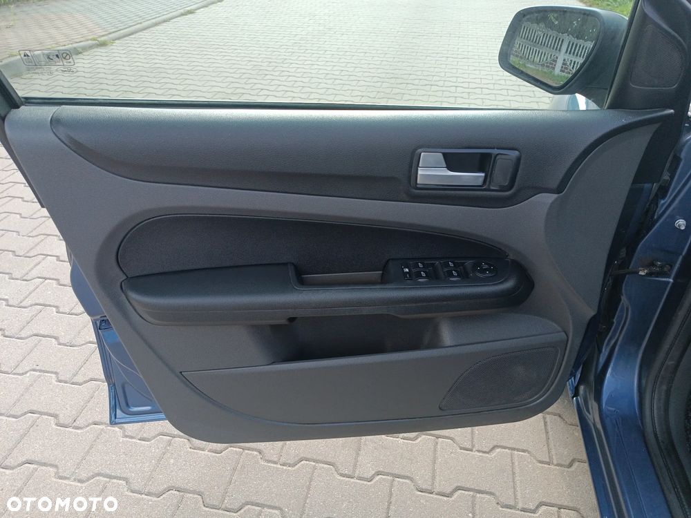 Ford Focus 1.6 Ti-VCT Fun - 29