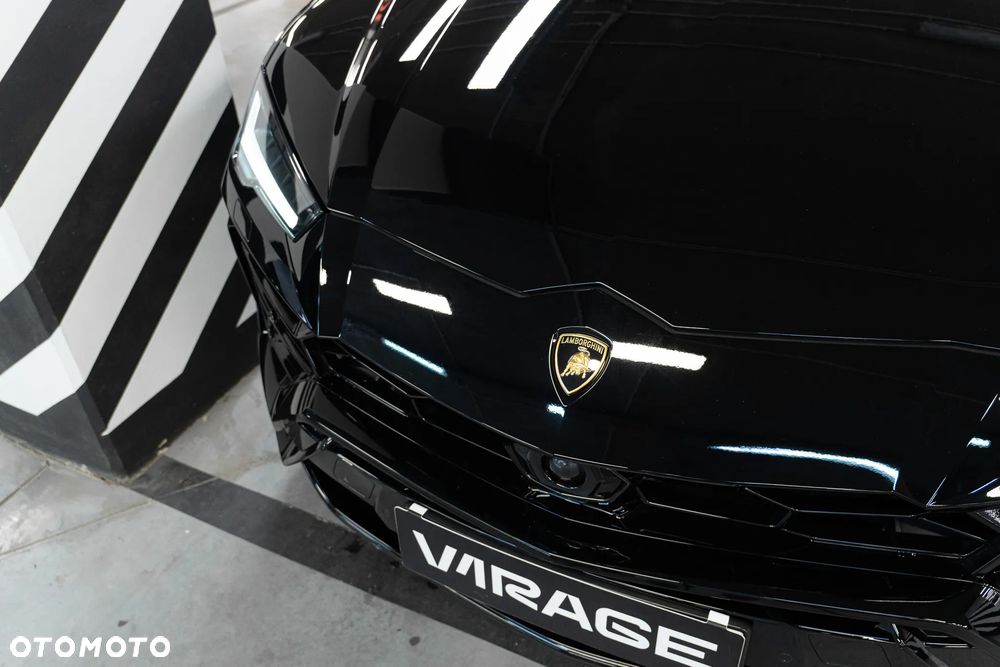 Lamborghini Urus - 11