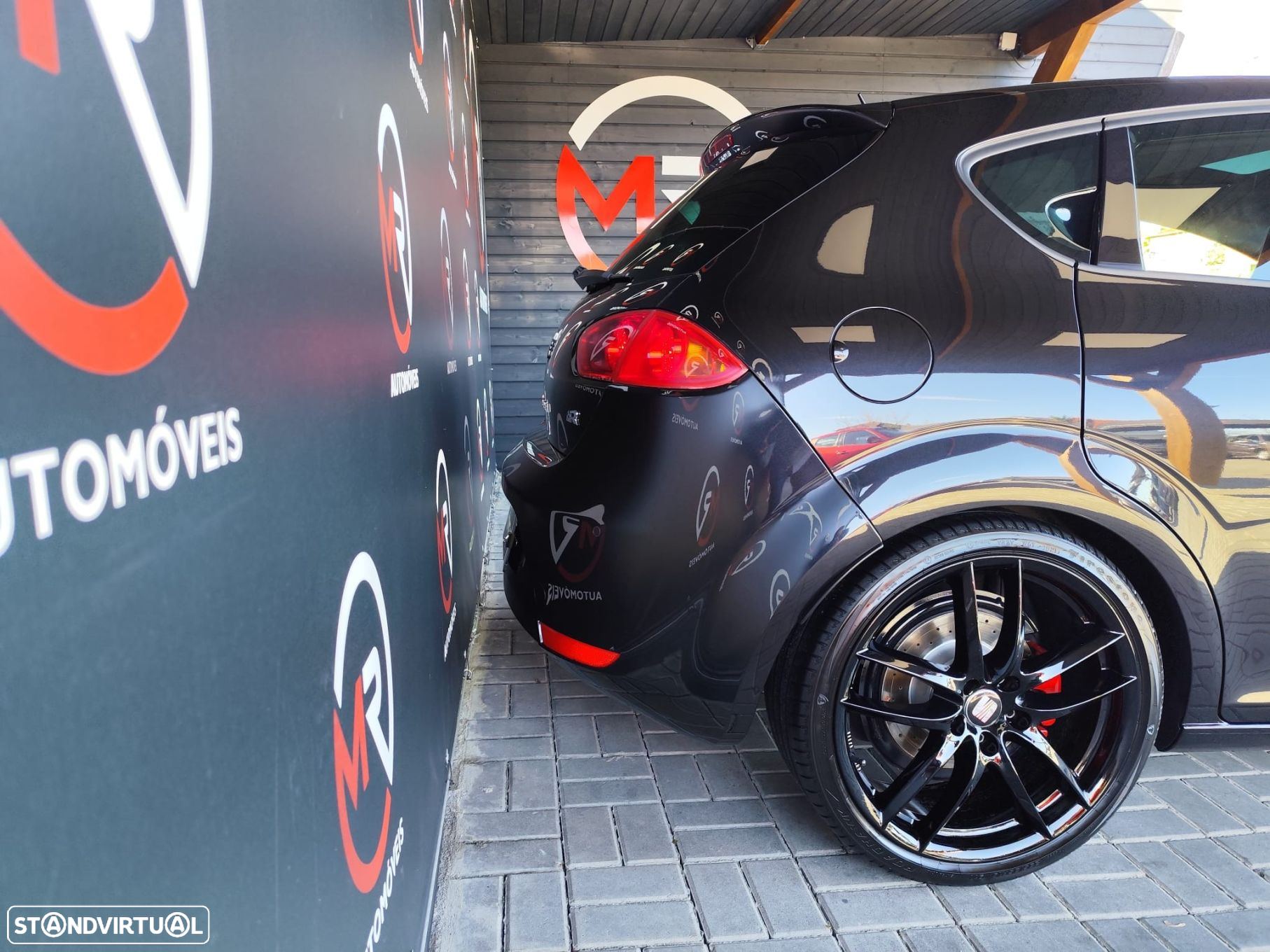 SEAT Leon 2.0 TSI Cupra R - 49