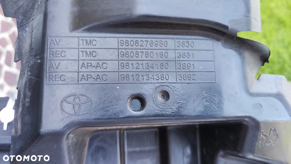 Jumpy Proace Expert 16- Kierownica Powietrza L+R Wlot Powietrza - 3