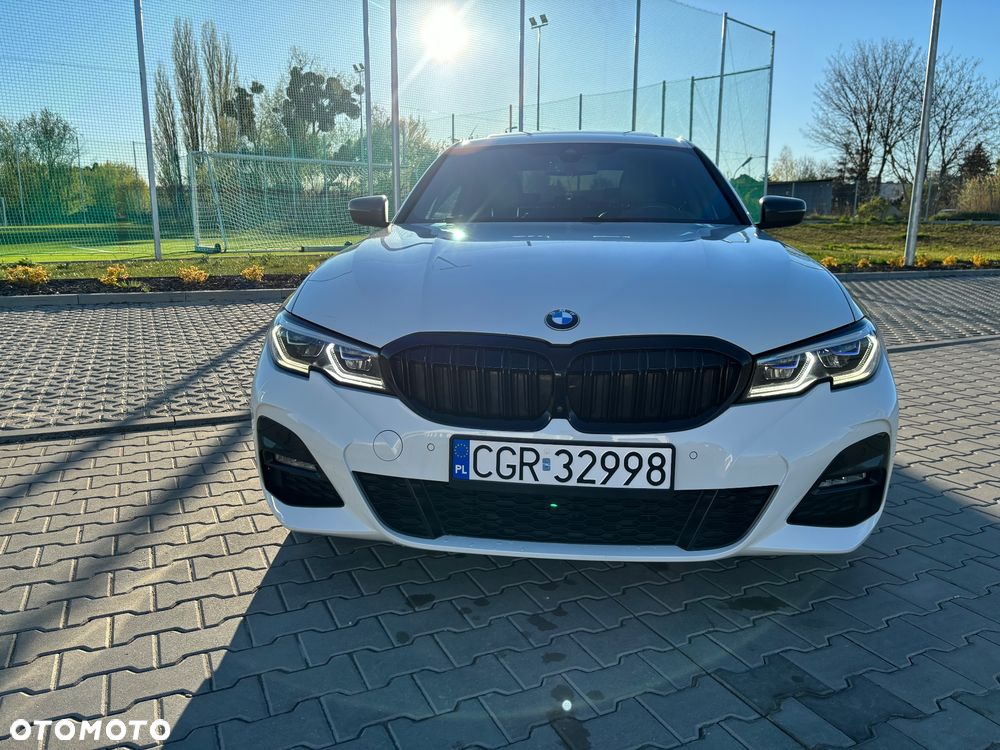 BMW Seria 3 318d M Sport - 13