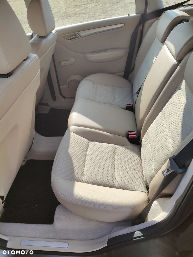 Mercedes-Benz Klasa B 170 Autotronic Special Edition - 8