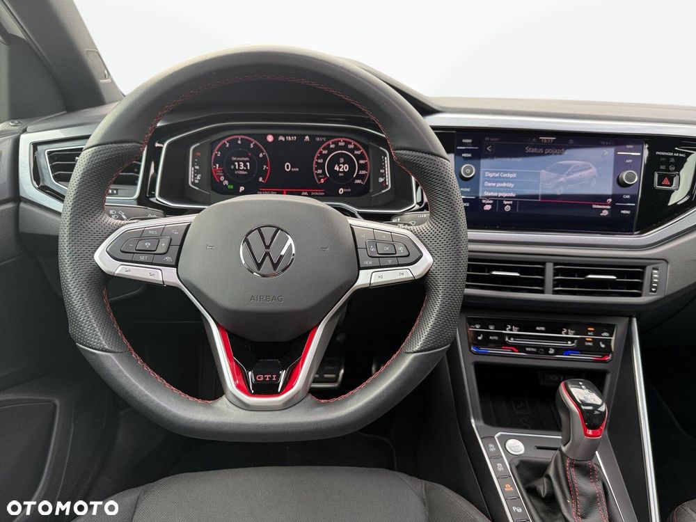 Volkswagen Polo - 17