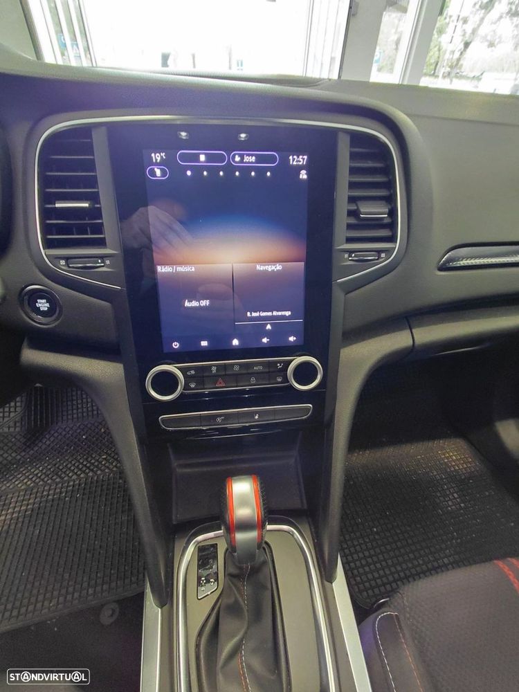 Renault Mégane Sport Tourer 1.5 Blue dCi R.S. Line EDC - 19