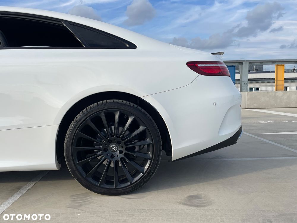 Mercedes-Benz Klasa E 220 d 4-Matic AMG - 16