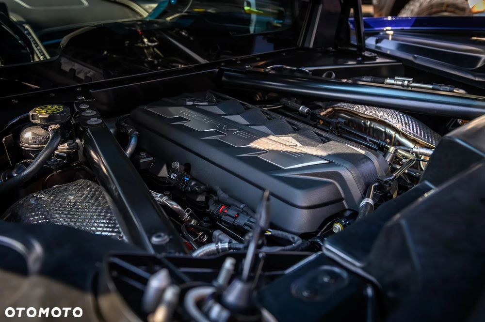 Chevrolet Corvette - 28