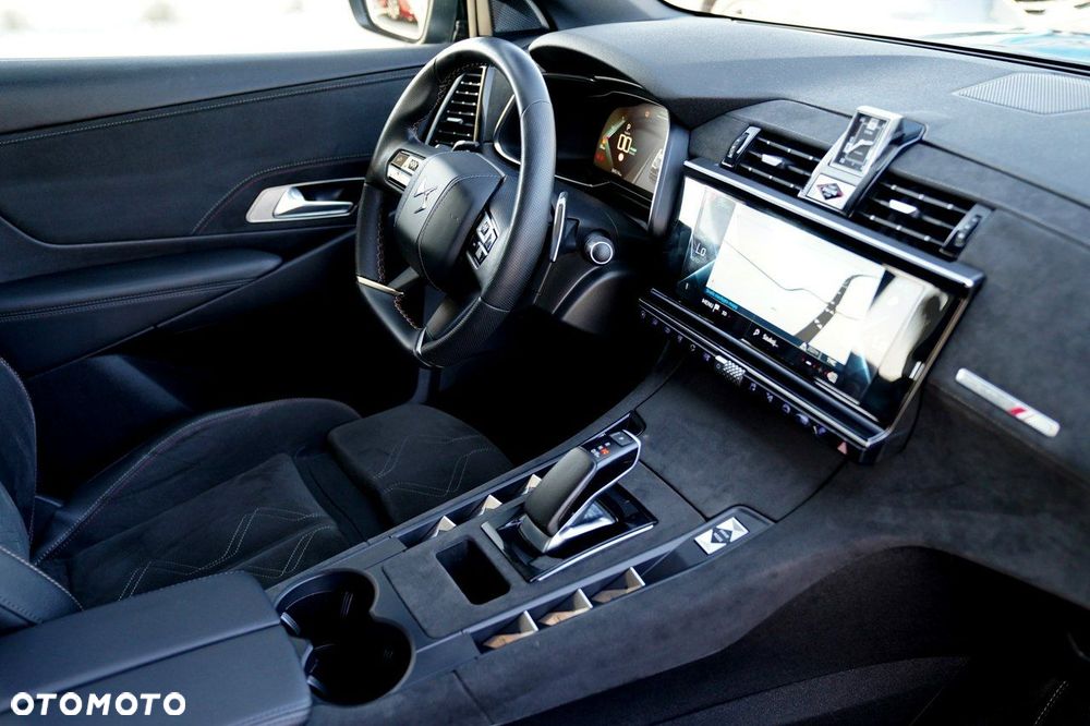 DS Automobiles DS 7 Crossback - 19