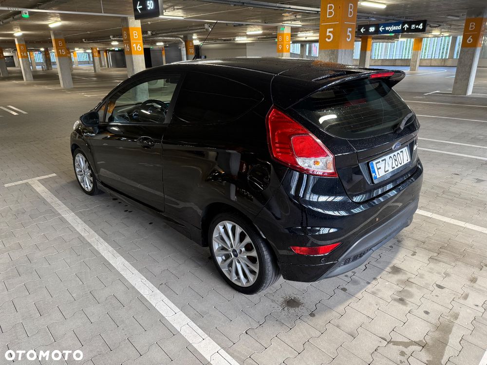 Ford Fiesta - 8