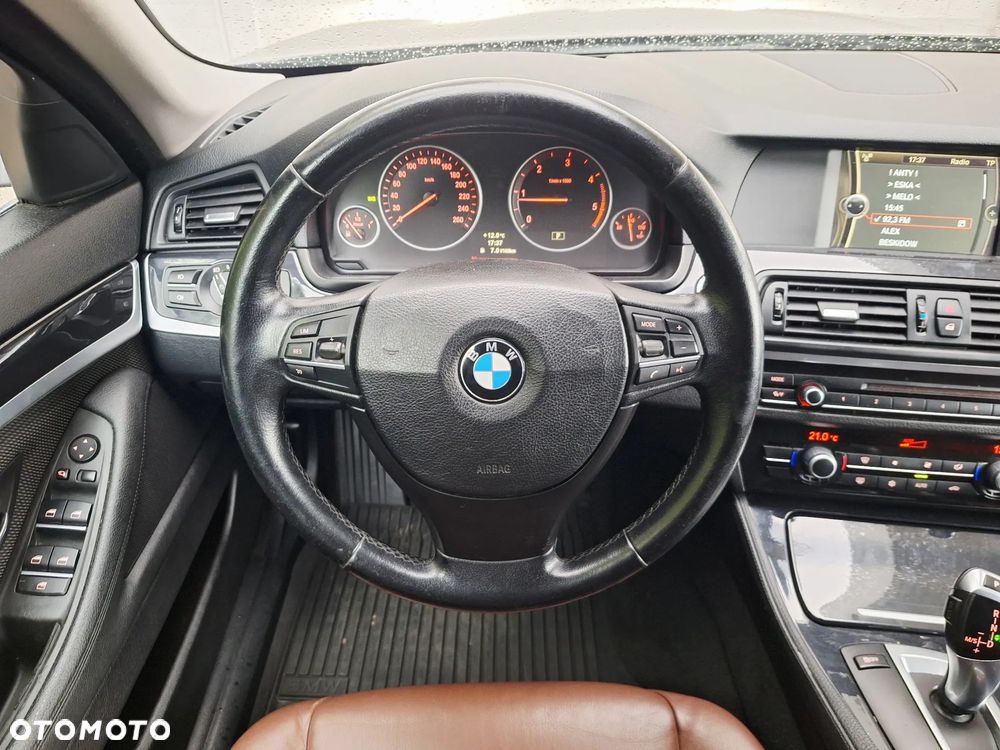 BMW Seria 5 520d - 11