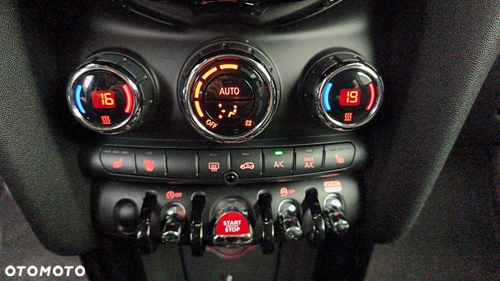 MINI Cooper Classic Trim - 24