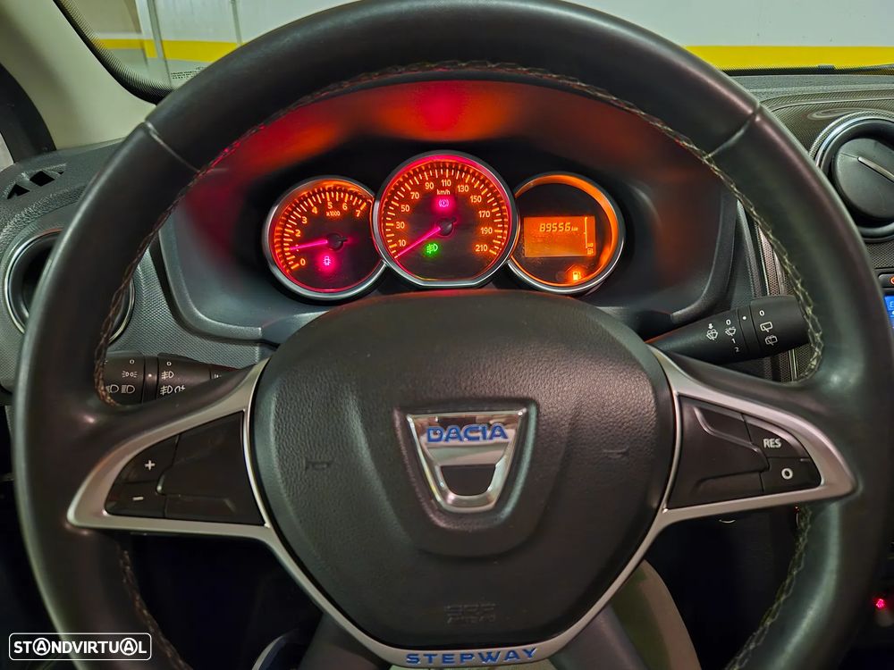 Dacia Sandero 0.9 TCe Stepway - 21