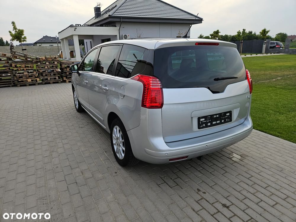 Peugeot 5008 e-HDI FAP 115 EGS6 Stop&Start Allure - 5