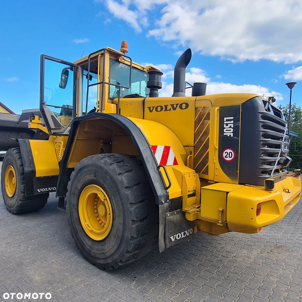 Volvo L150F - 4