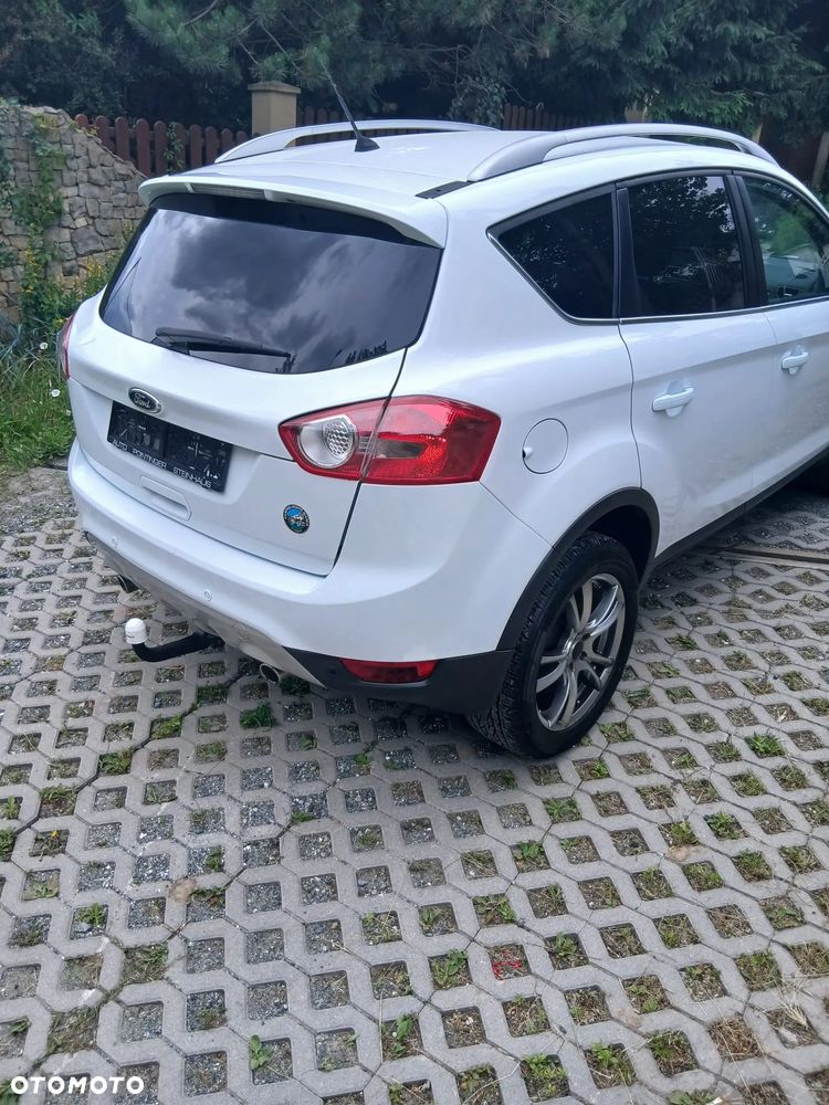 Ford Kuga 2.0 TDCi 4x4 Titanium - 10