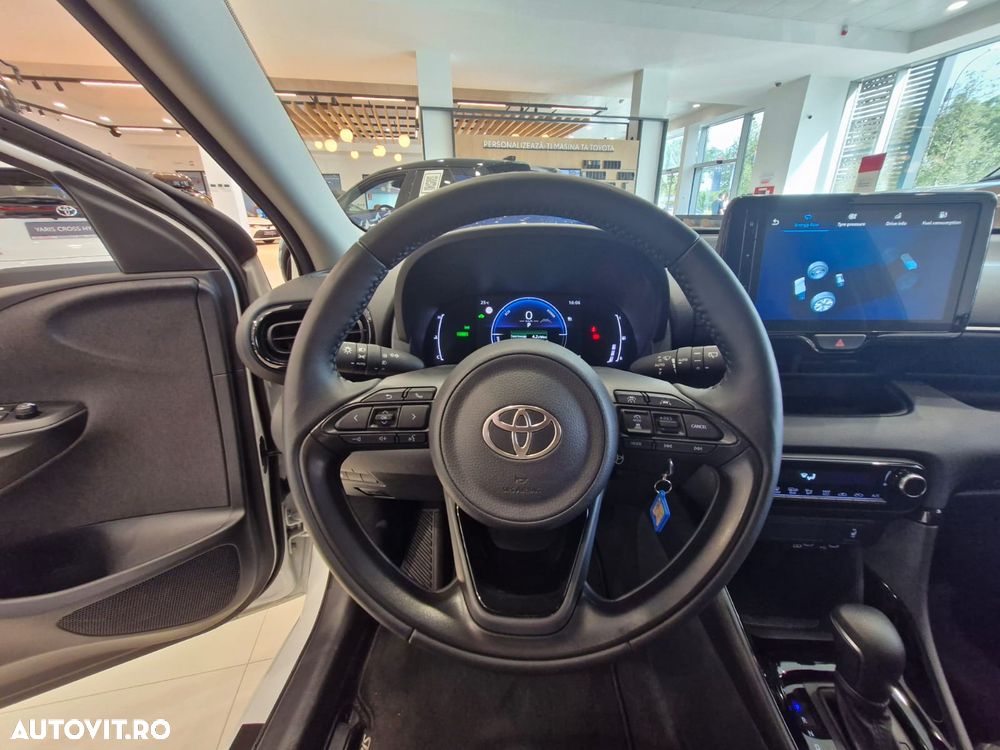 Toyota Yaris - 12