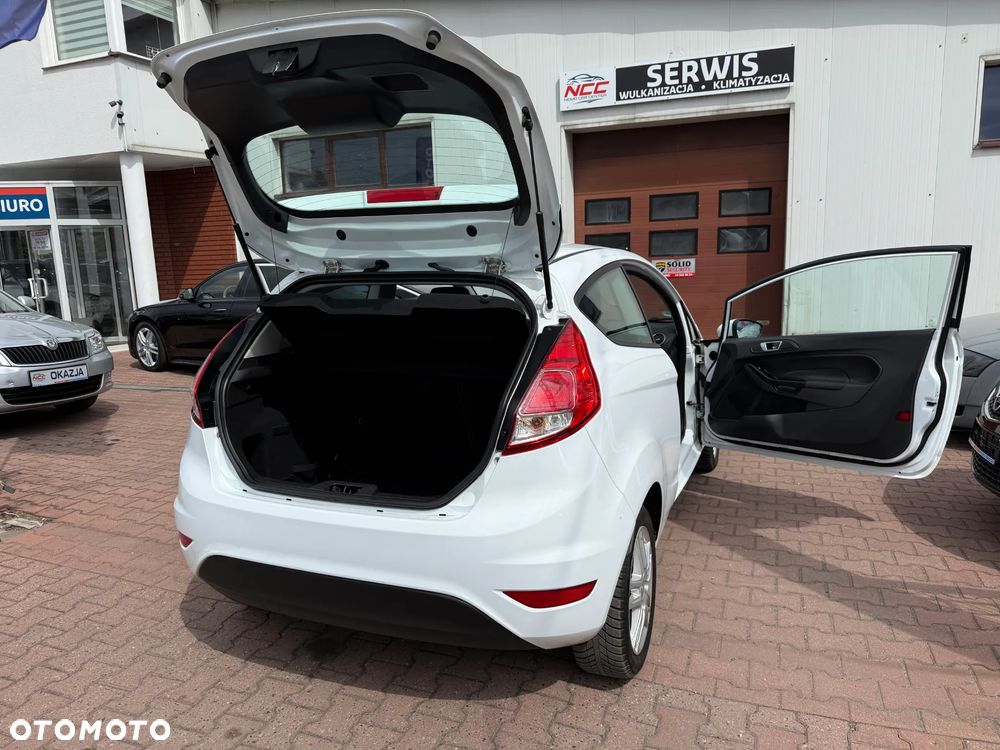 Ford Fiesta 1.25 Celebration - 14