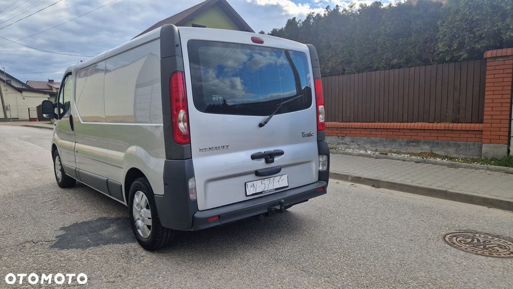 Renault Trafic - 12