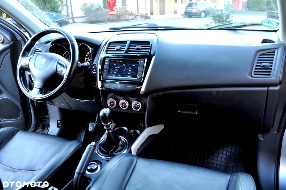 Peugeot 4008 - 27
