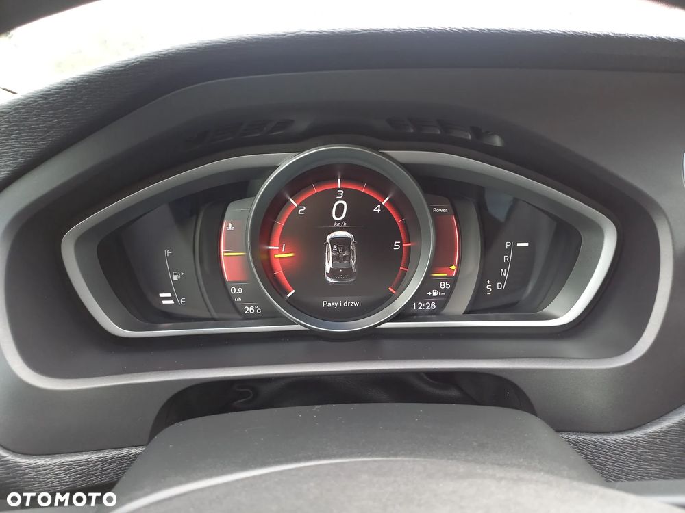 Volvo V40 D2 Drive-E Momentum - 24