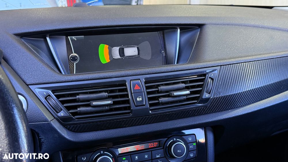 BMW X1 xDrive18d - 17